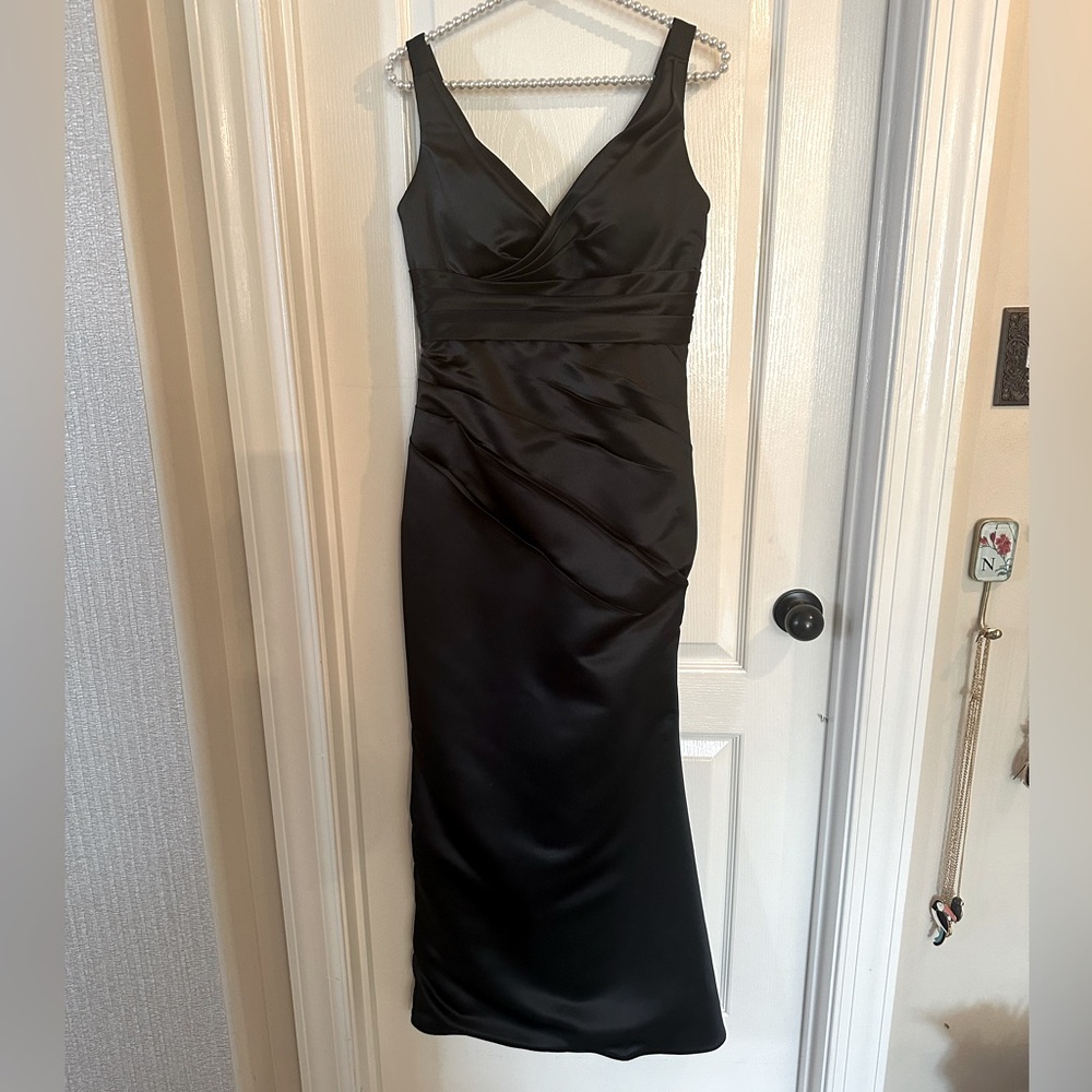 Bill Levkoff Satin Formal Bridesmaid / Prom Black Gown - Size 8